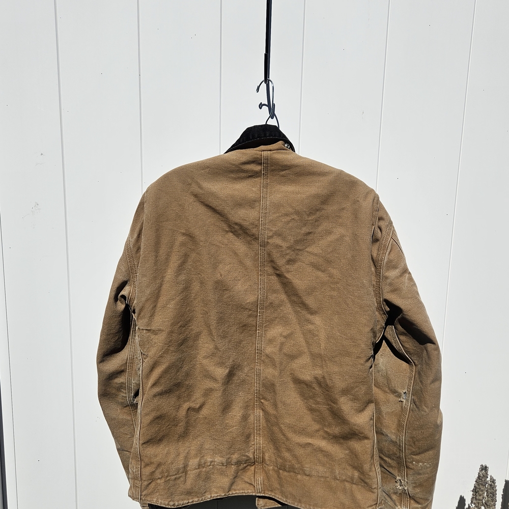 Carhartt Men's Tan Field Jacket    Used, Well-broken In Small - Picture 3 of 5